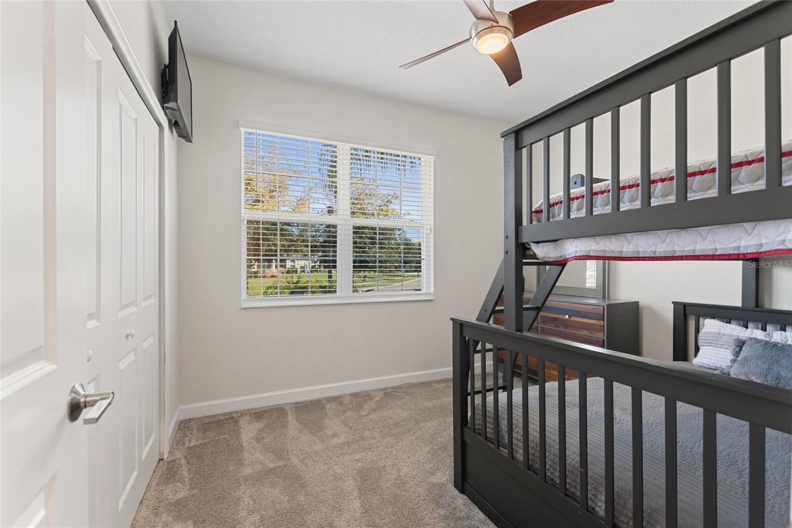 Image 3 of 98 For 1142 Trappers Trail Loop