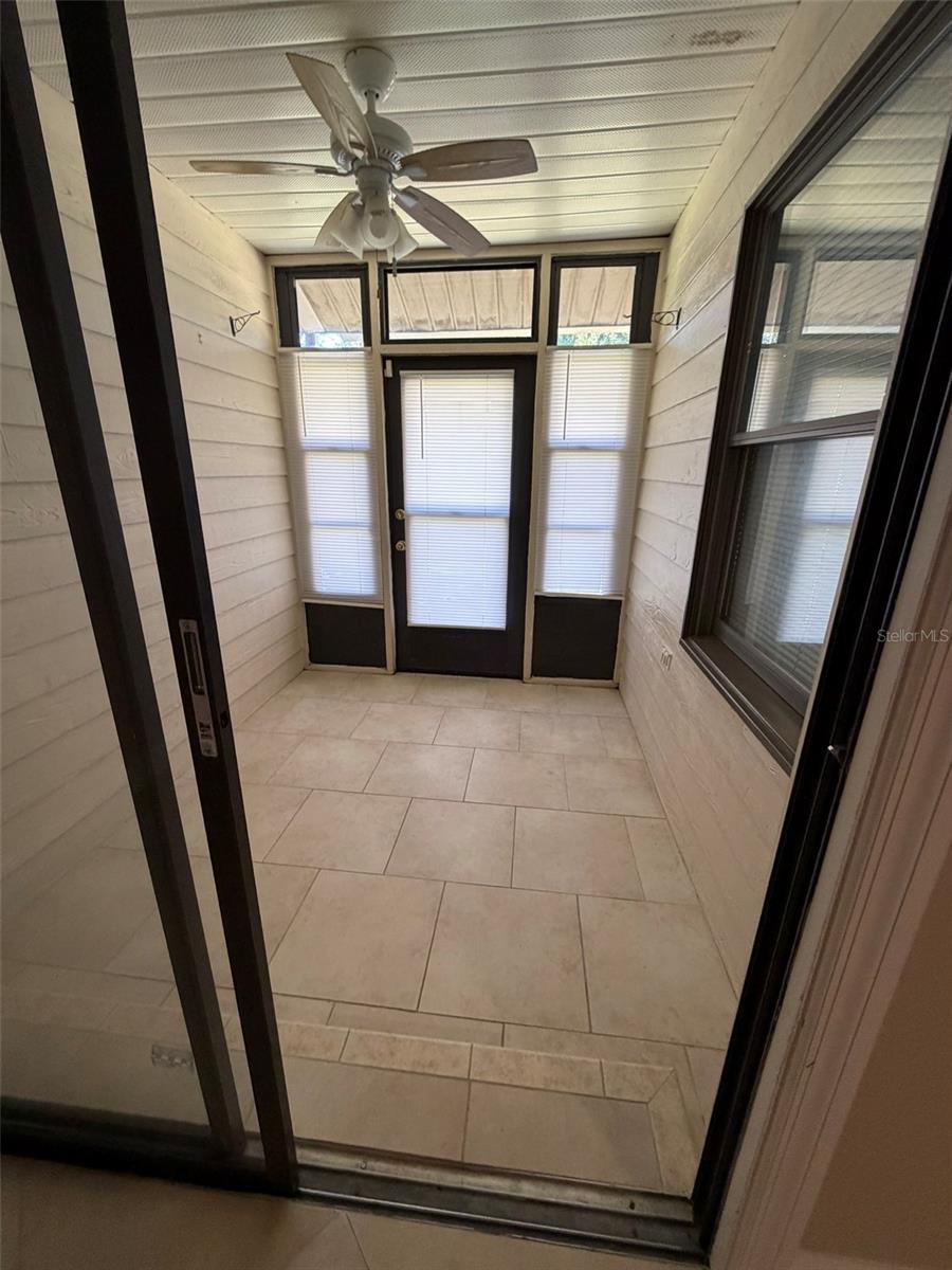 Image 26 of 27 For 1120 Monroe Avenue