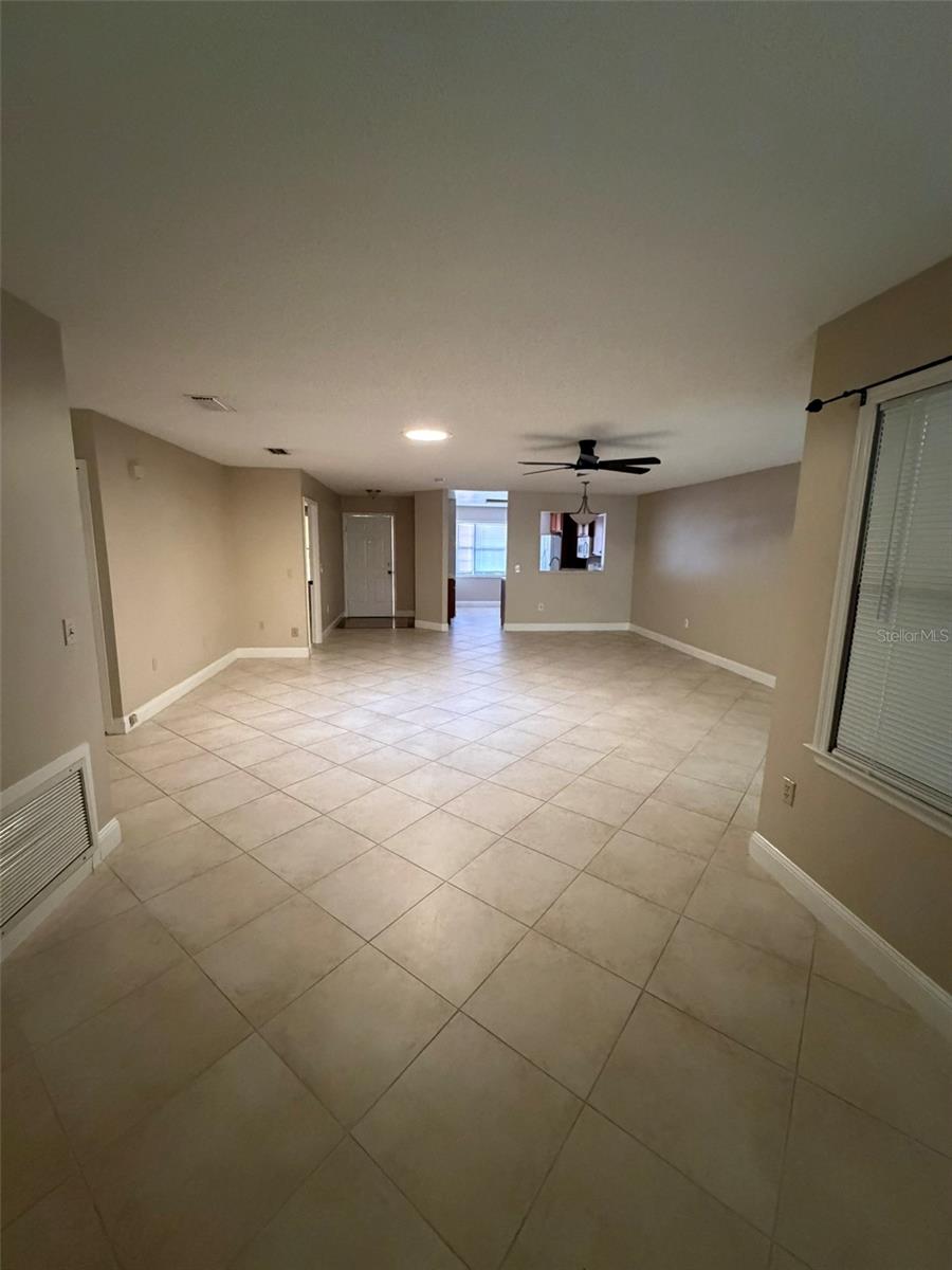 Image 4 of 27 For 1120 Monroe Avenue