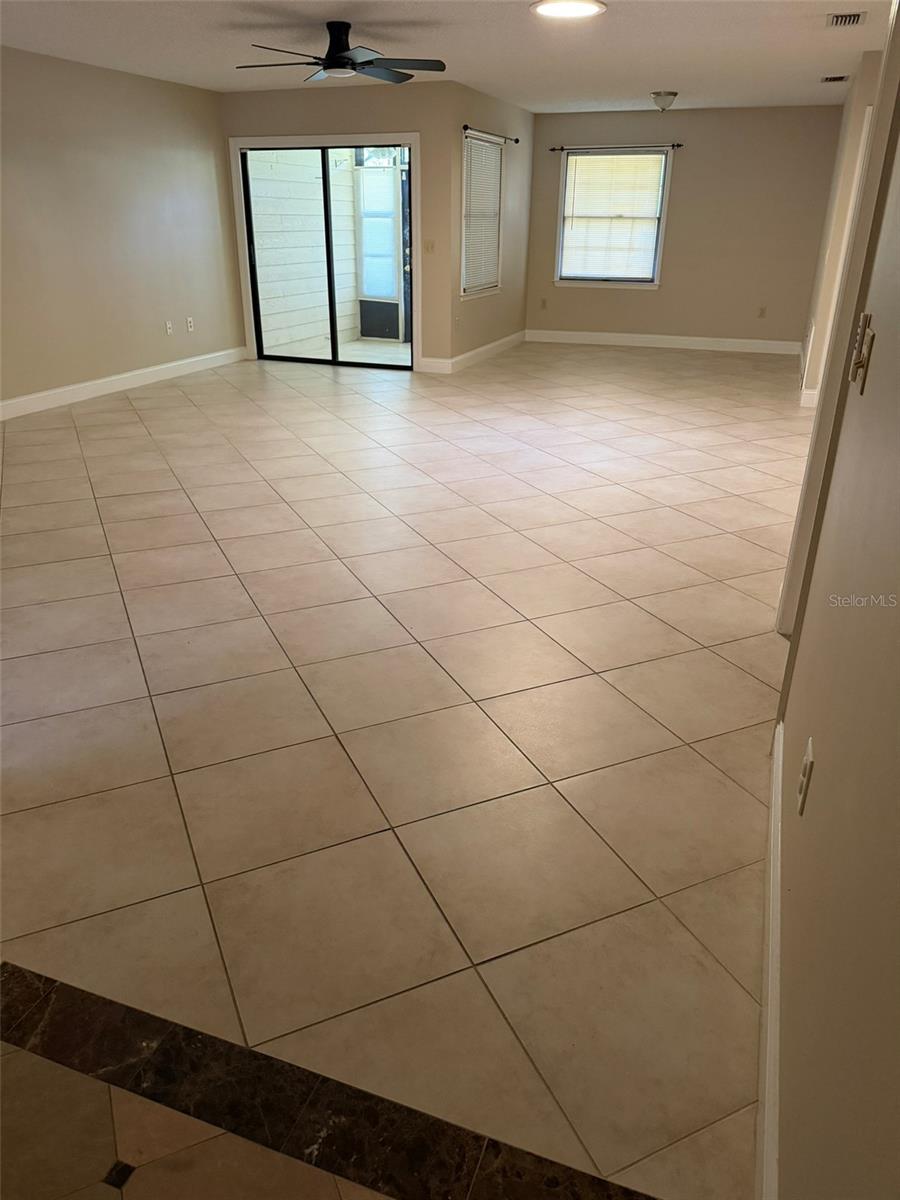 Image 5 of 27 For 1120 Monroe Avenue