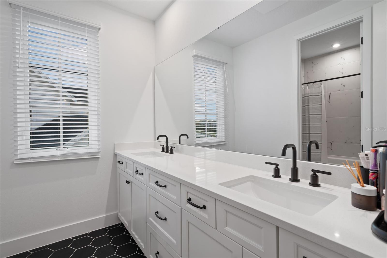 Image 43 of 87 For 2331 Celebration Boulevard