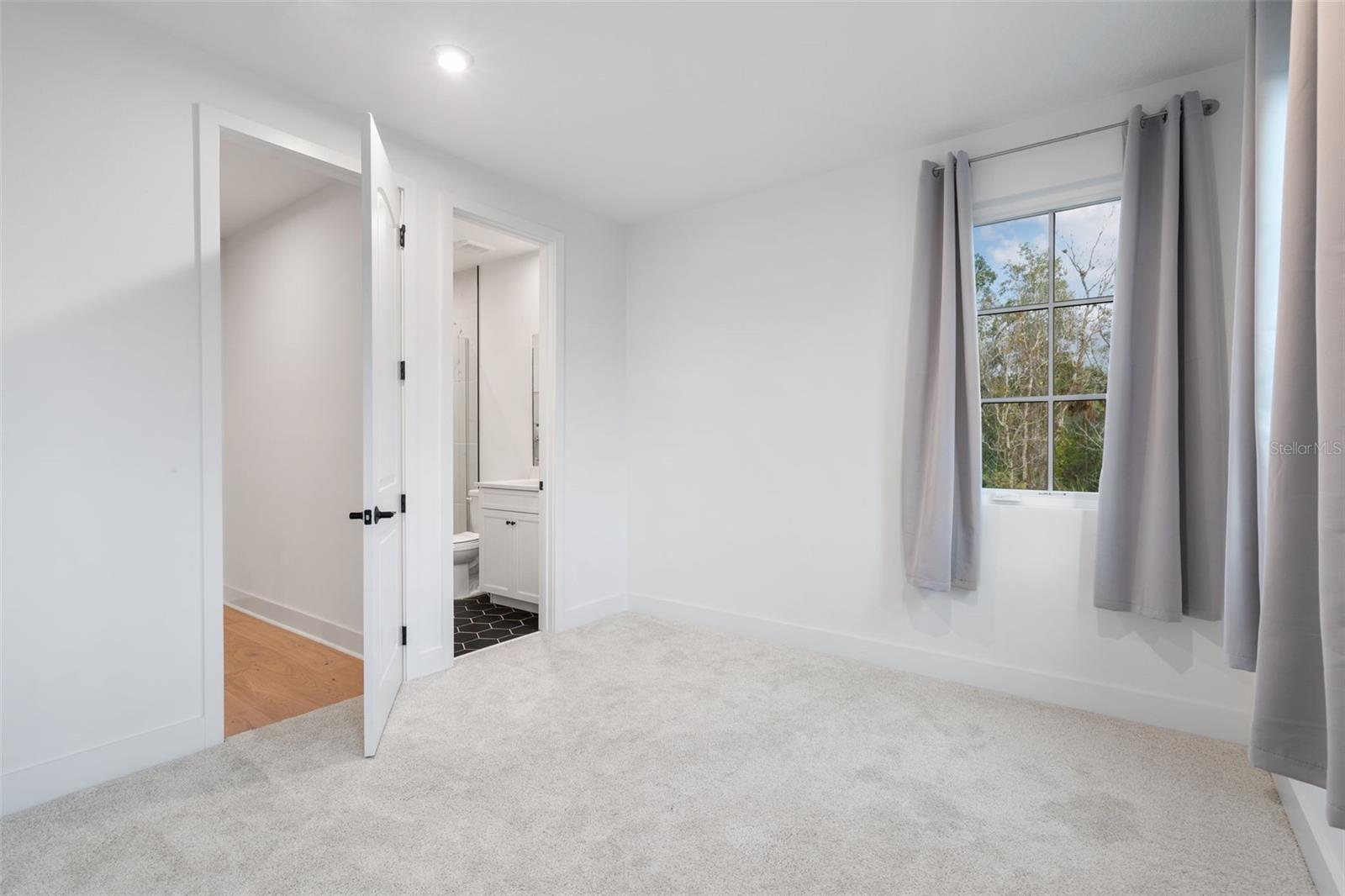 Image 49 of 87 For 2331 Celebration Boulevard