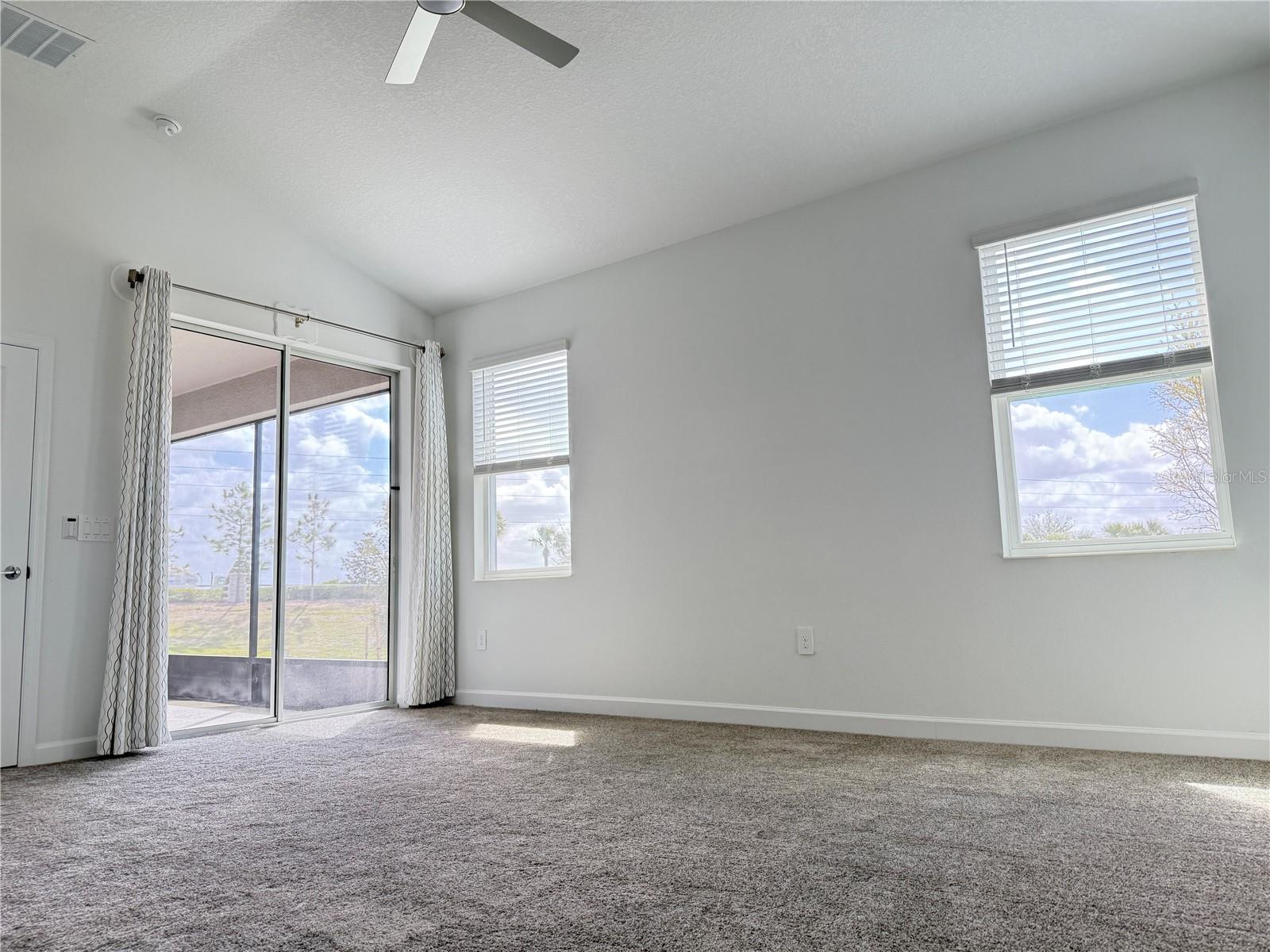 Image 12 of 73 For 7117 Dilly Lake Avenue