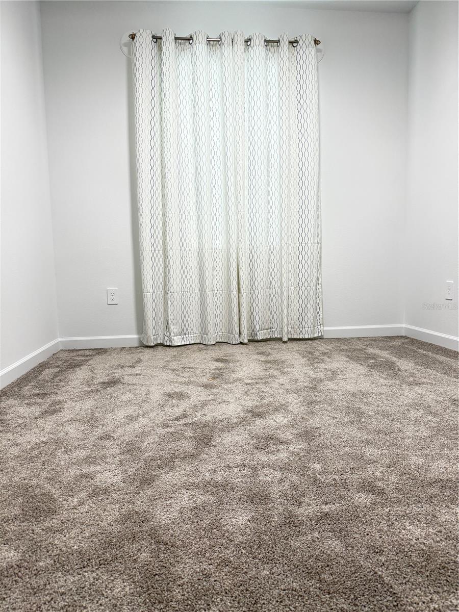 Image 28 of 73 For 7117 Dilly Lake Avenue