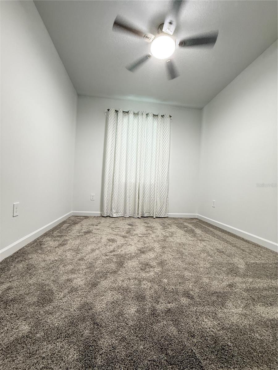 Image 29 of 73 For 7117 Dilly Lake Avenue