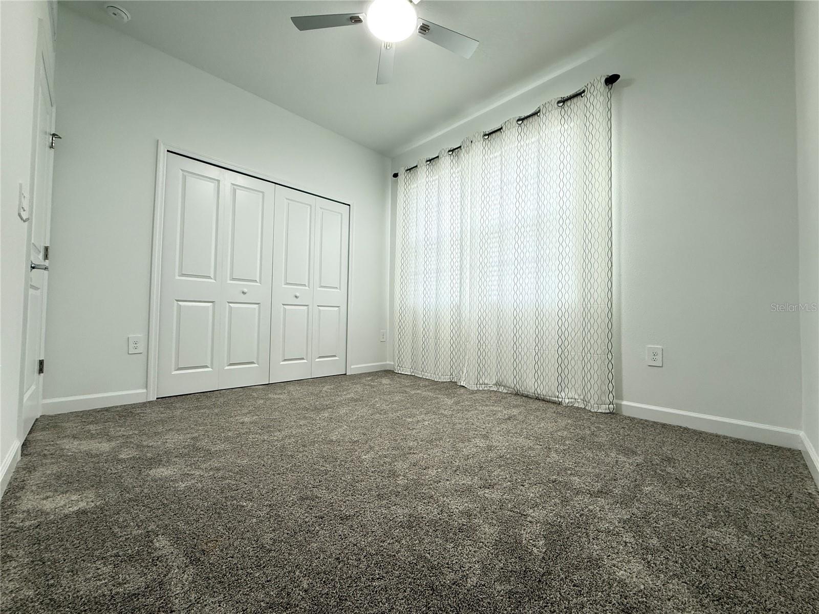 Image 33 of 73 For 7117 Dilly Lake Avenue