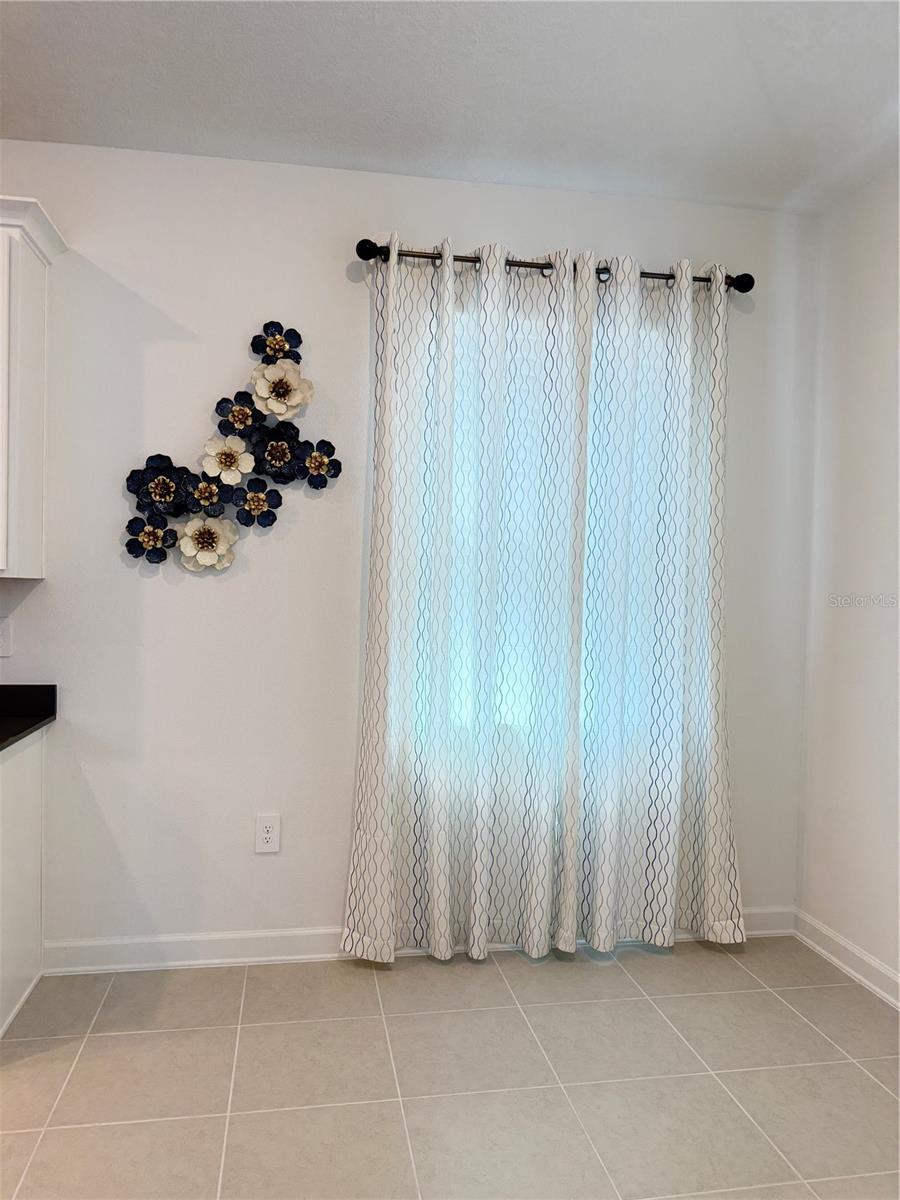 Image 44 of 73 For 7117 Dilly Lake Avenue