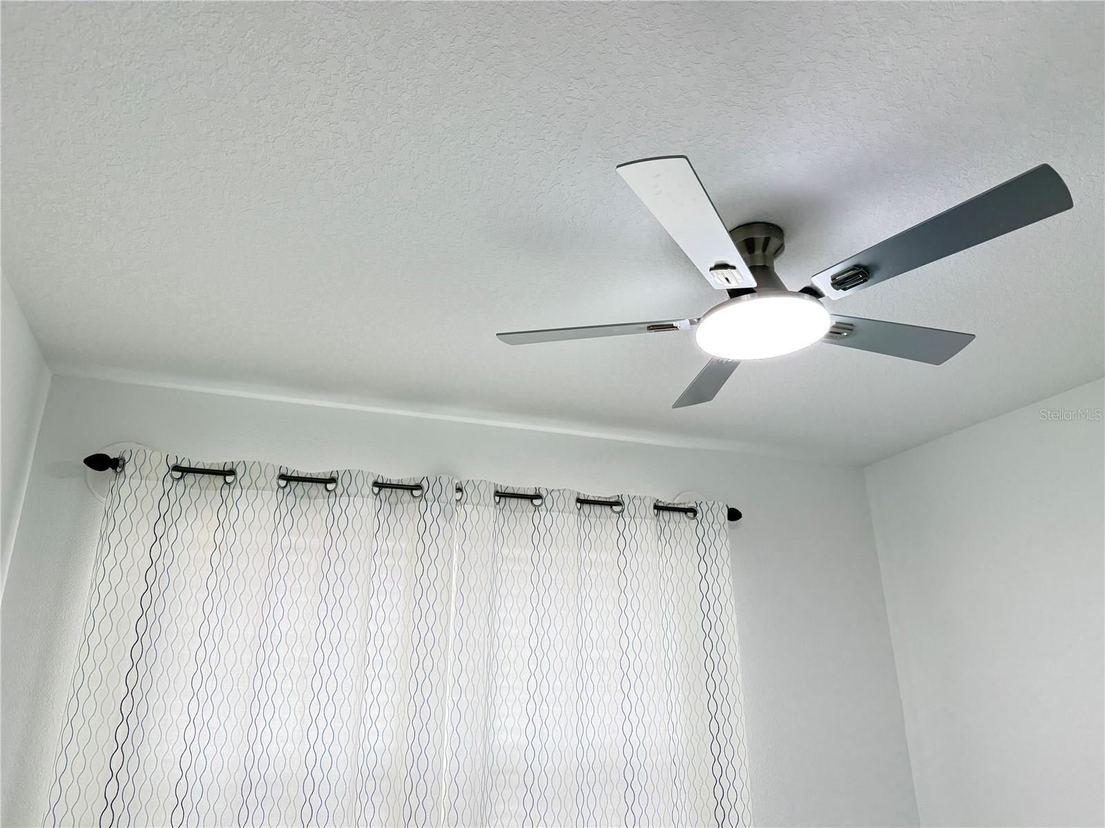 Image 55 of 73 For 7117 Dilly Lake Avenue