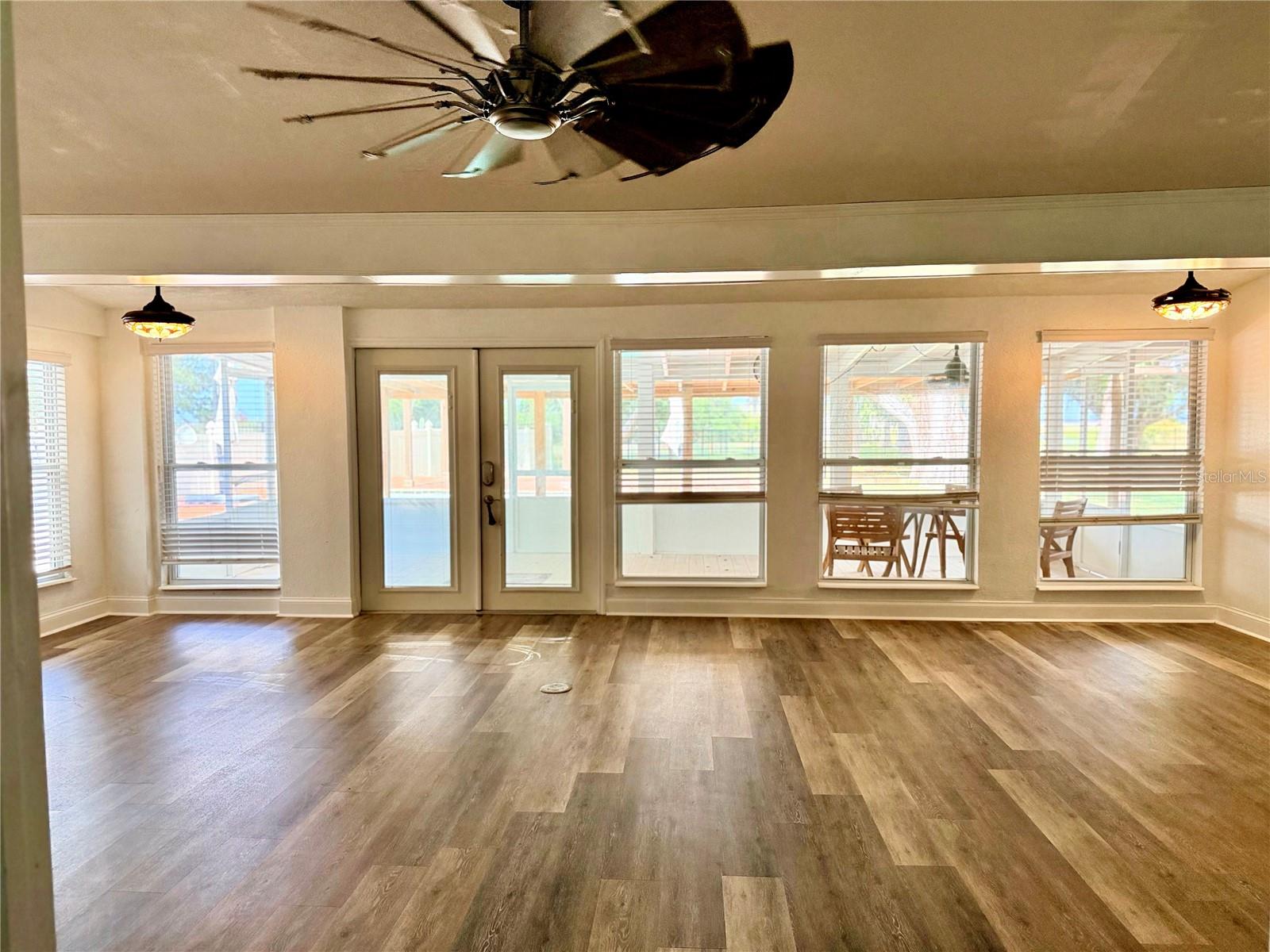 Image 5 of 45 For 4321 Rummell Road