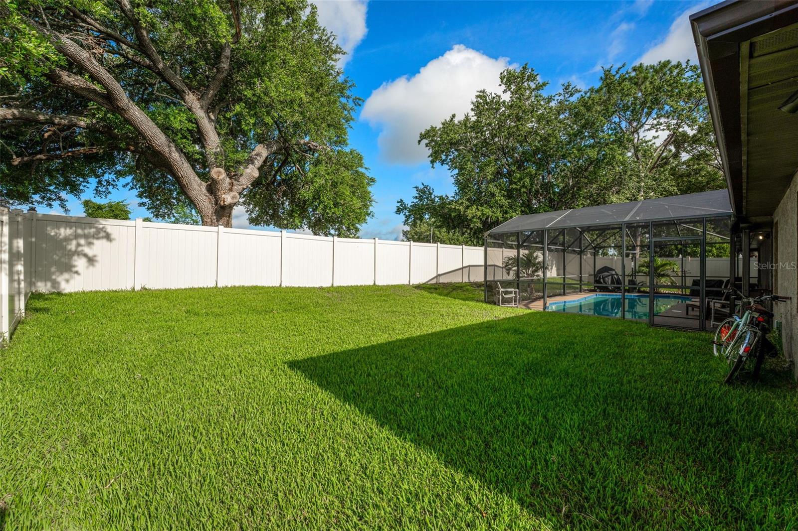 Image 32 of 43 For 12542 Idaho Woods Lane