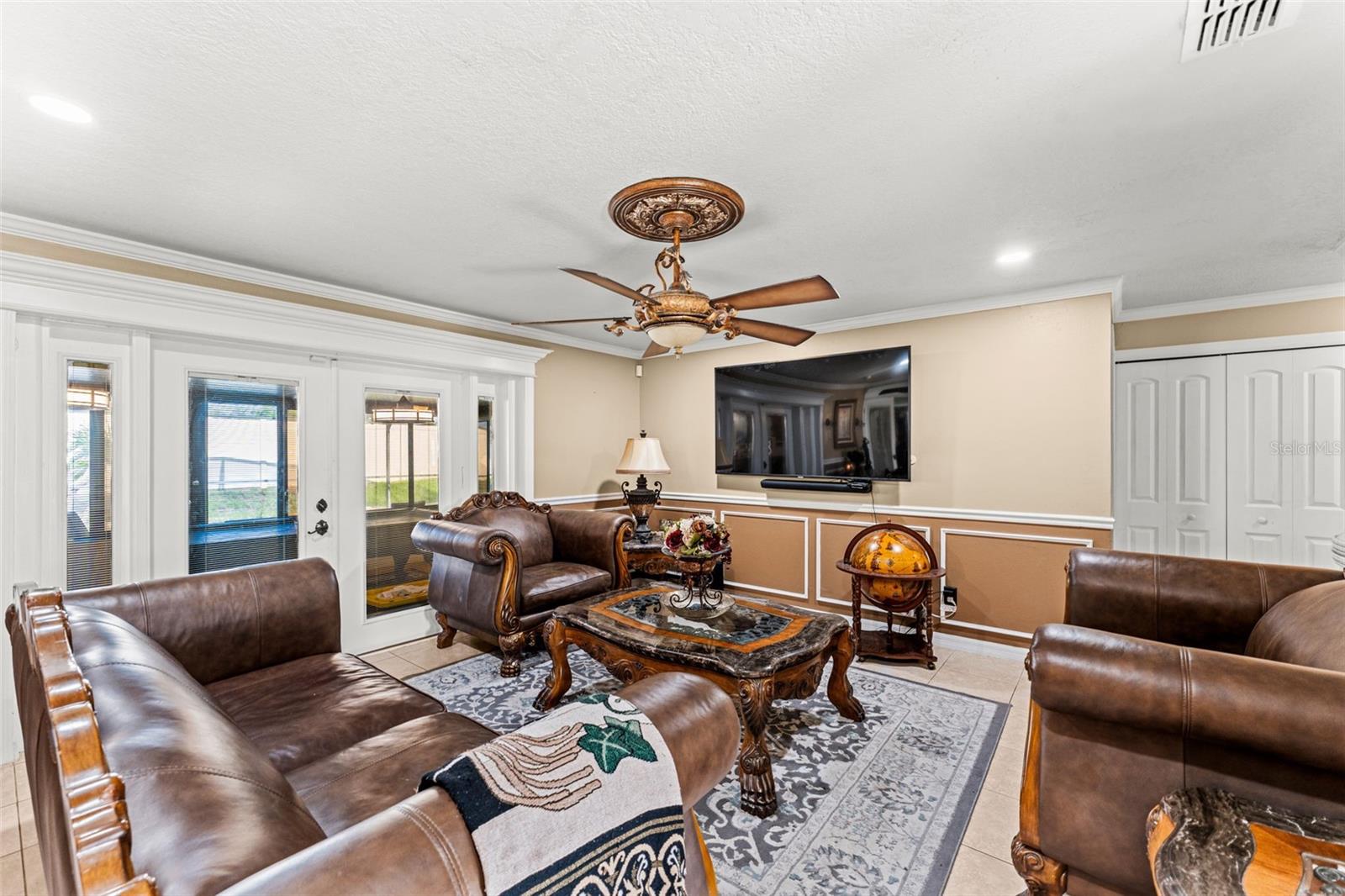 Image 8 of 43 For 12542 Idaho Woods Lane