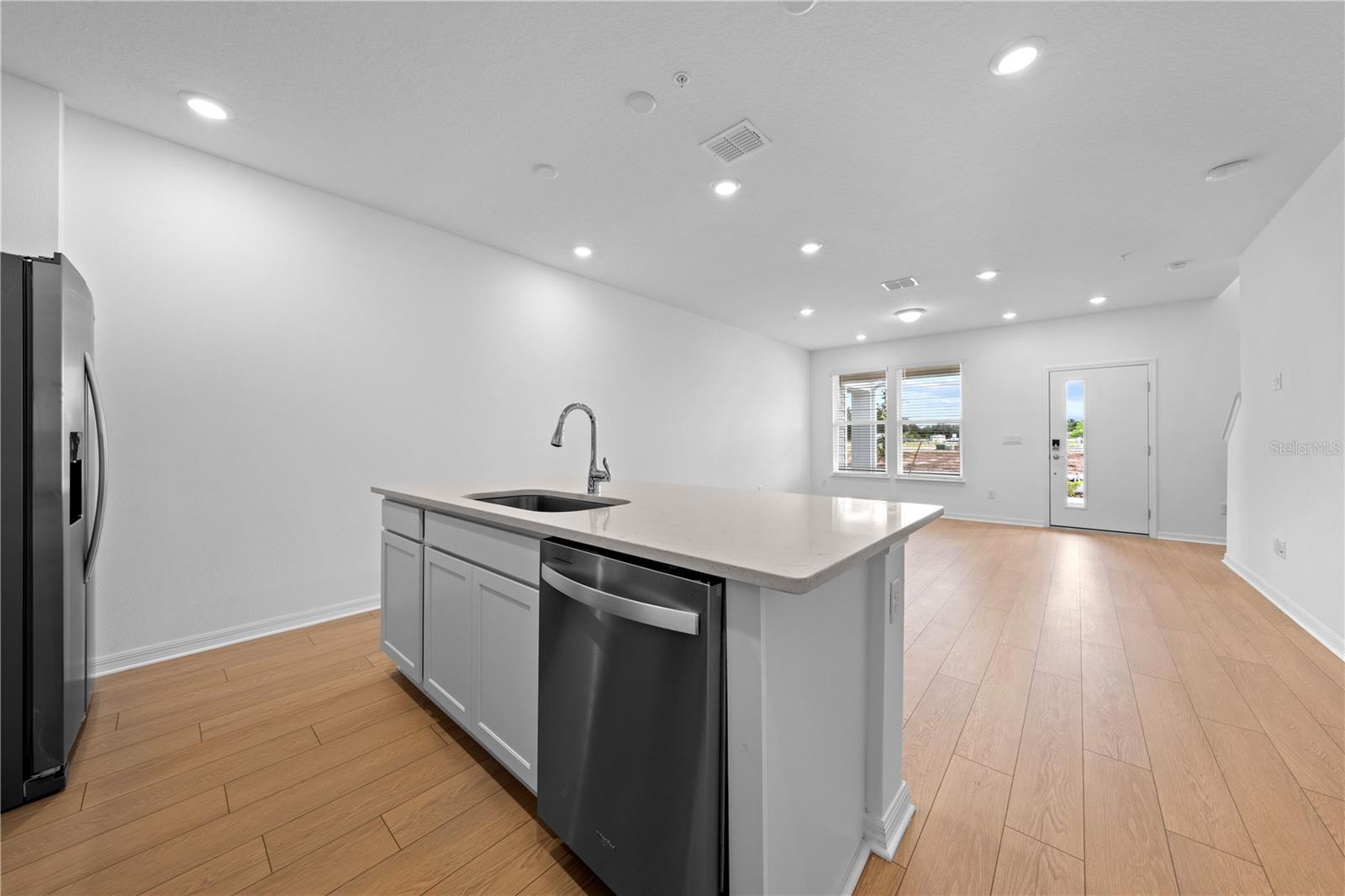 Image 4 of 50 For 11248 Blue Bay Drive