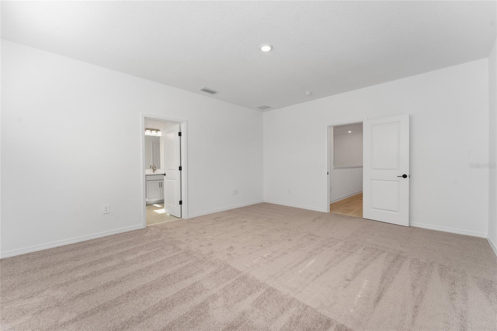 Image 14 of 37 For 15070 Summer Harvest Street