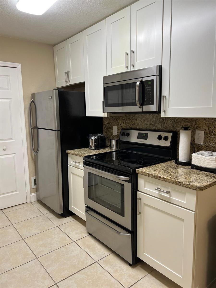 Image 4 of 23 For 7630 Pissarro Drive 16105