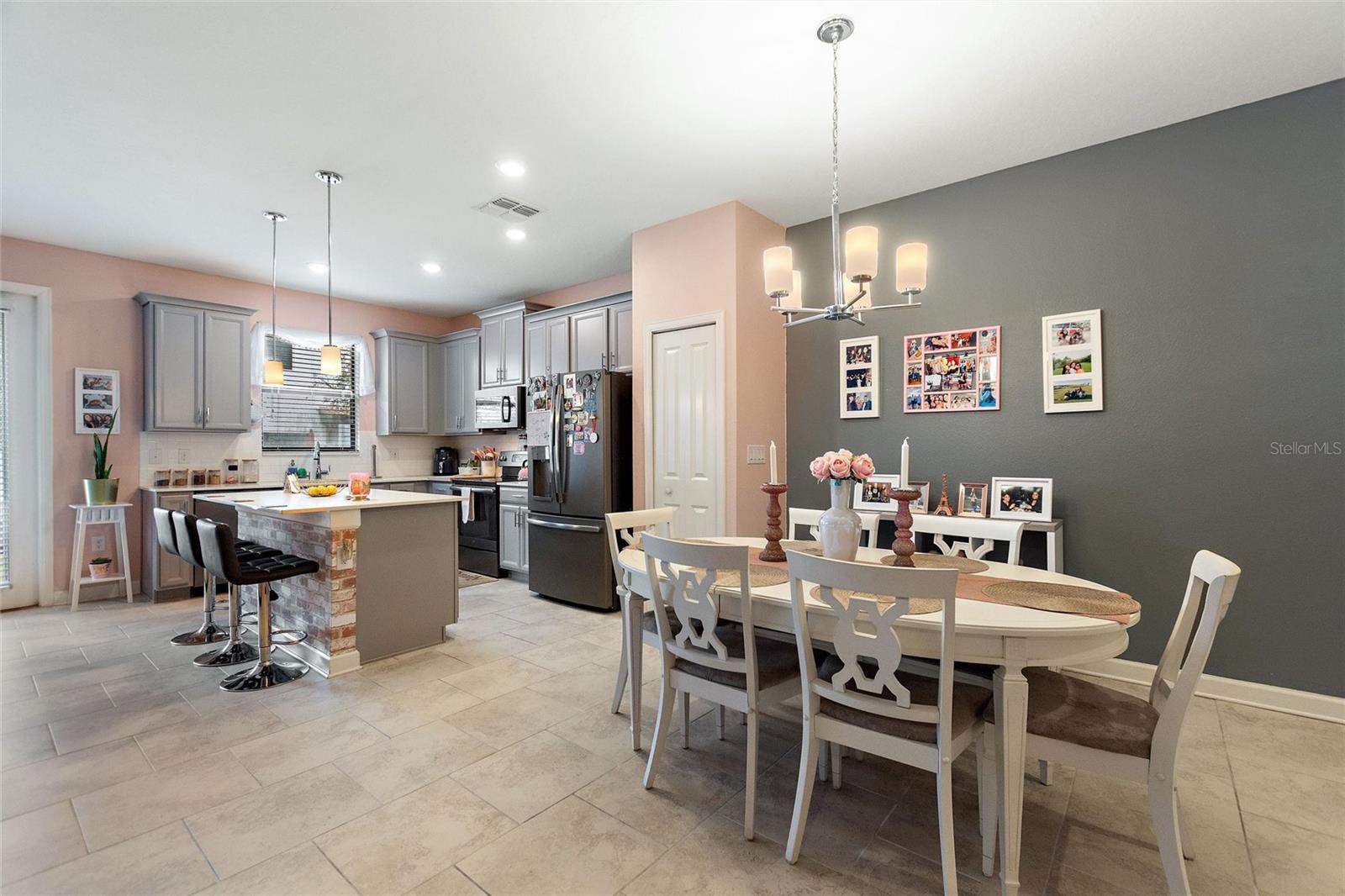 Image 4 of 34 For 8503 Arcadia Ln