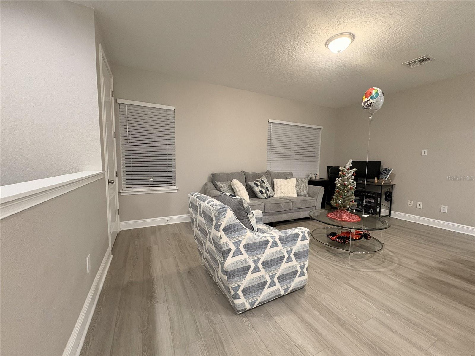 Image 4 of 13 For 13541 Doisy St