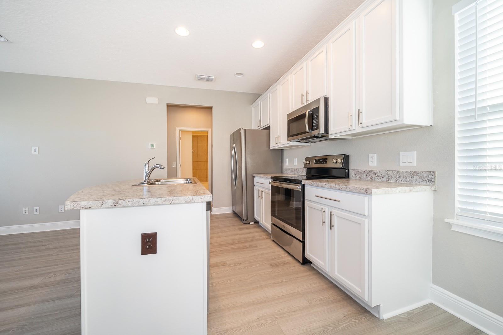 Image 5 of 13 For 13541 Doisy St