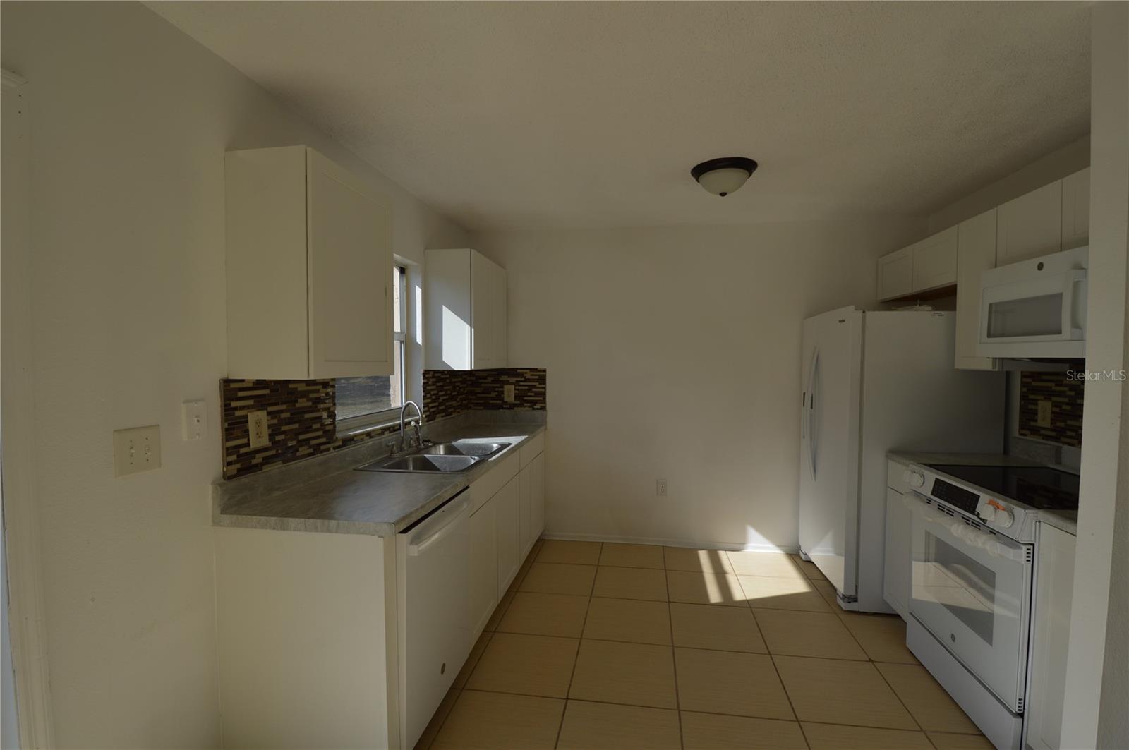 Image 6 of 28 For 125 Conch Drive