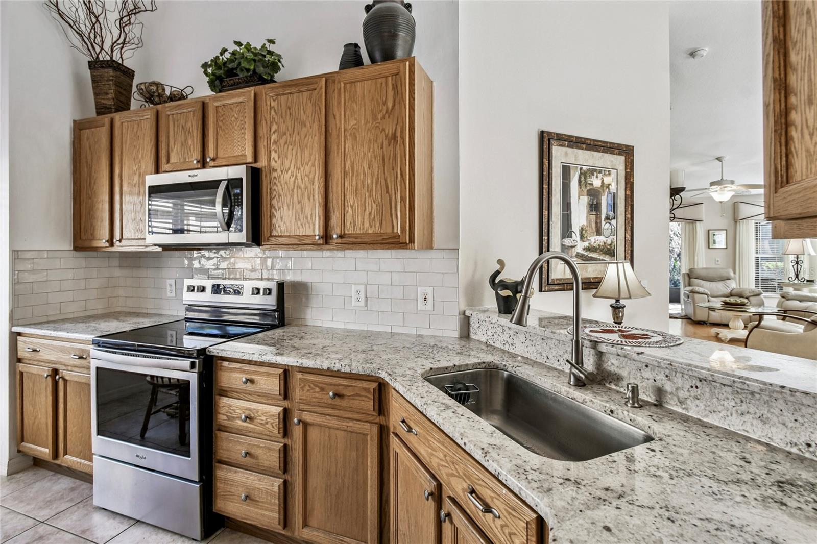 Image 16 of 52 For 513 Vineyard Way