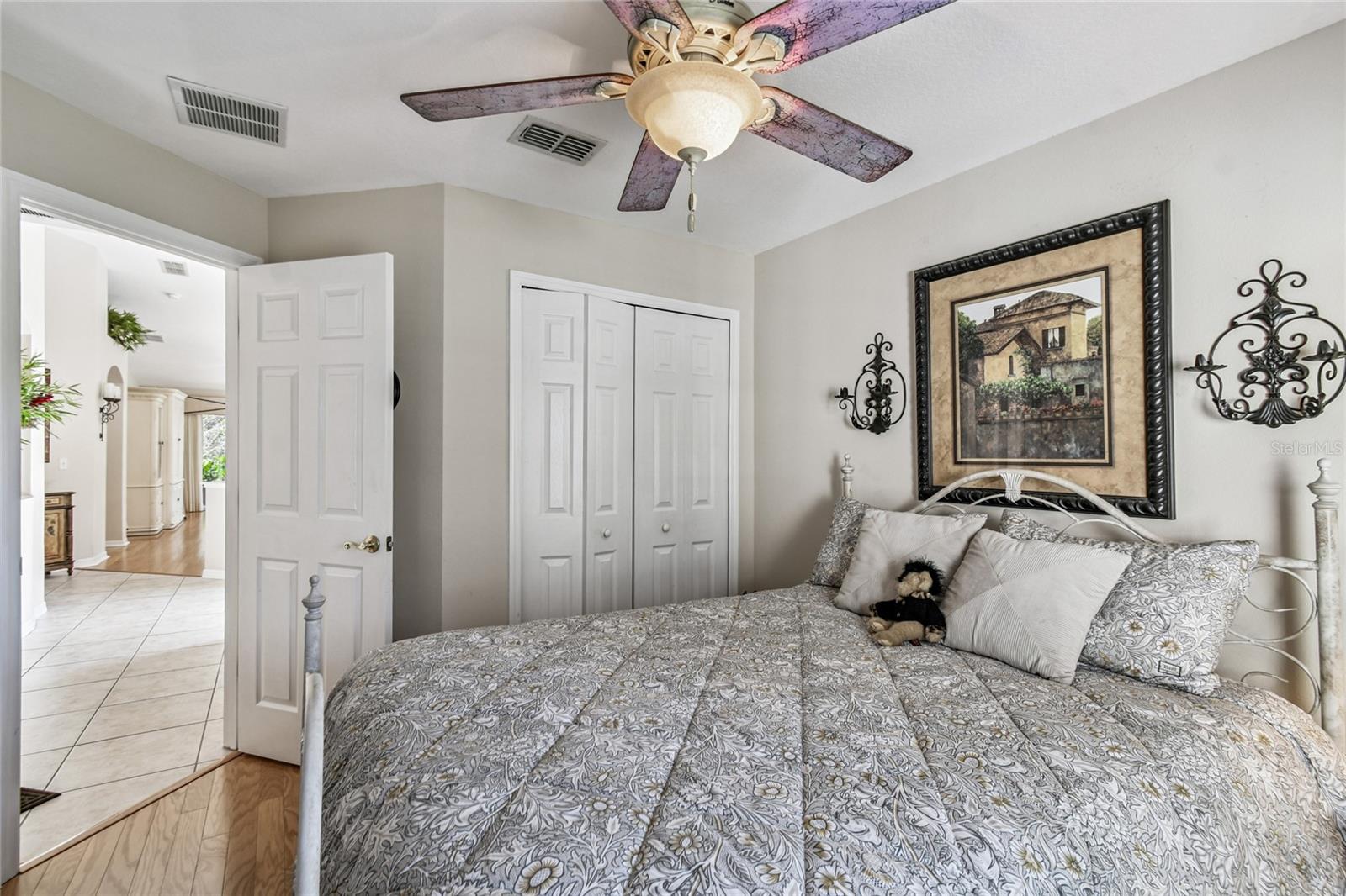 Image 27 of 52 For 513 Vineyard Way