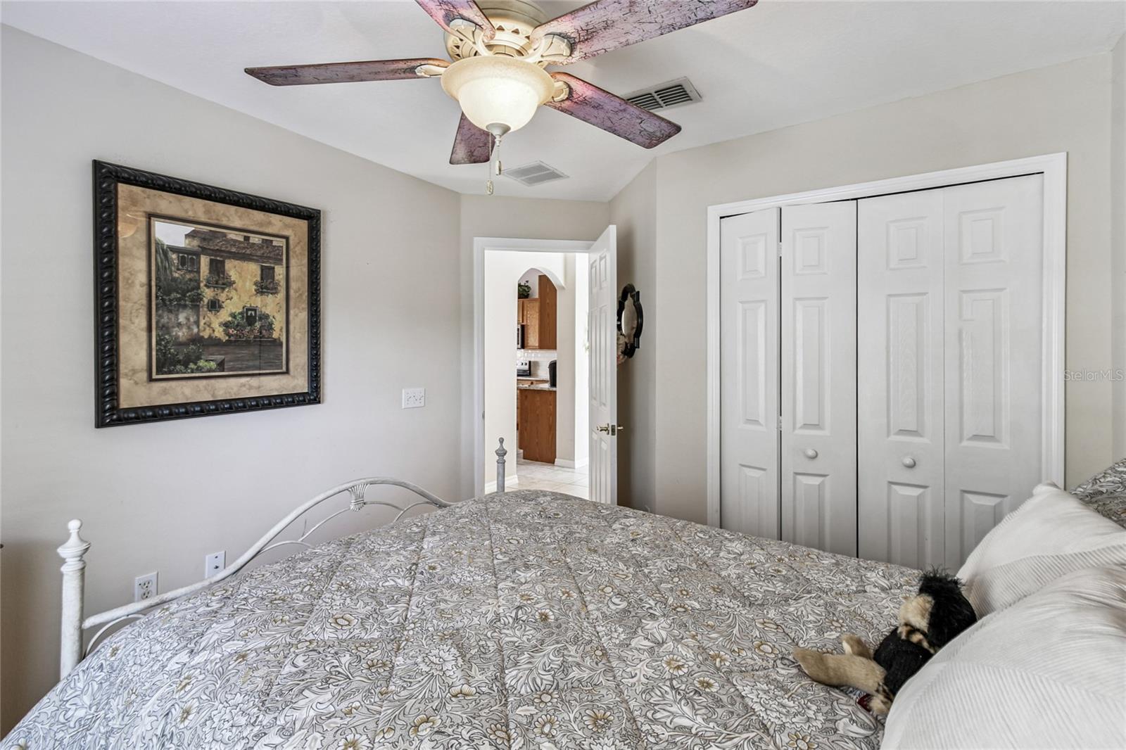 Image 28 of 52 For 513 Vineyard Way