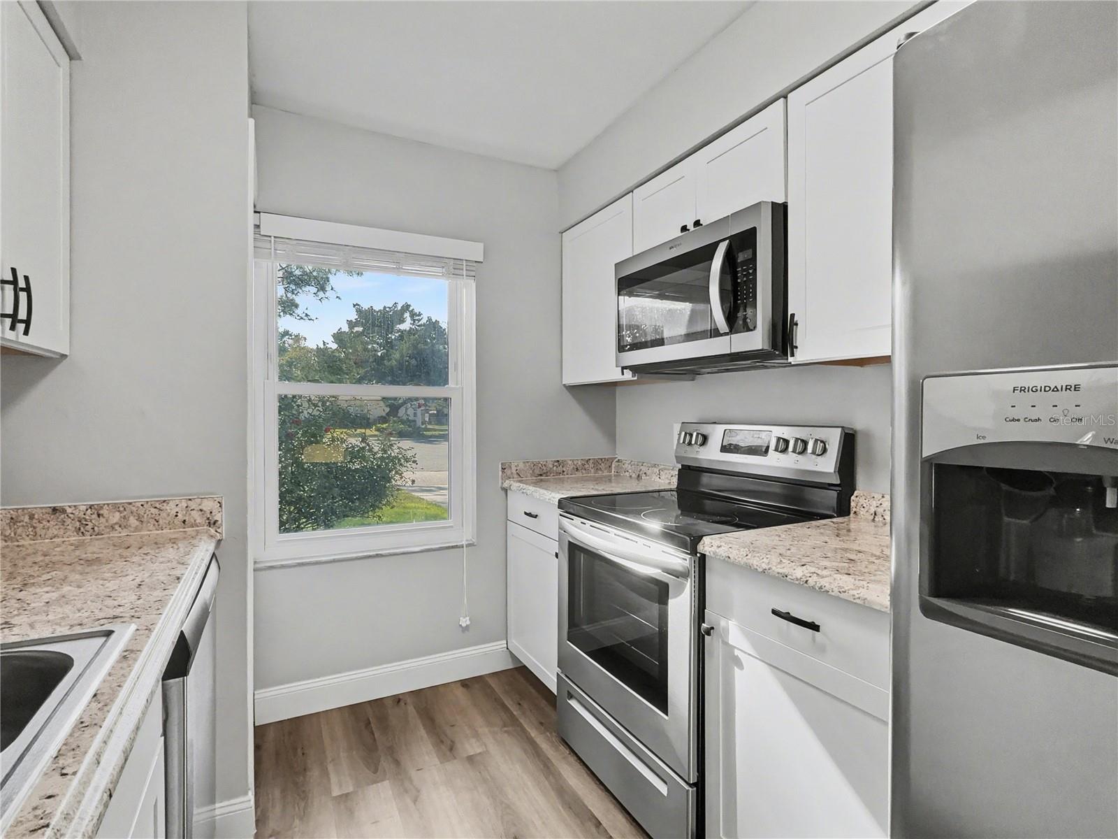 Image 10 of 29 For 109 Wild Elm Court