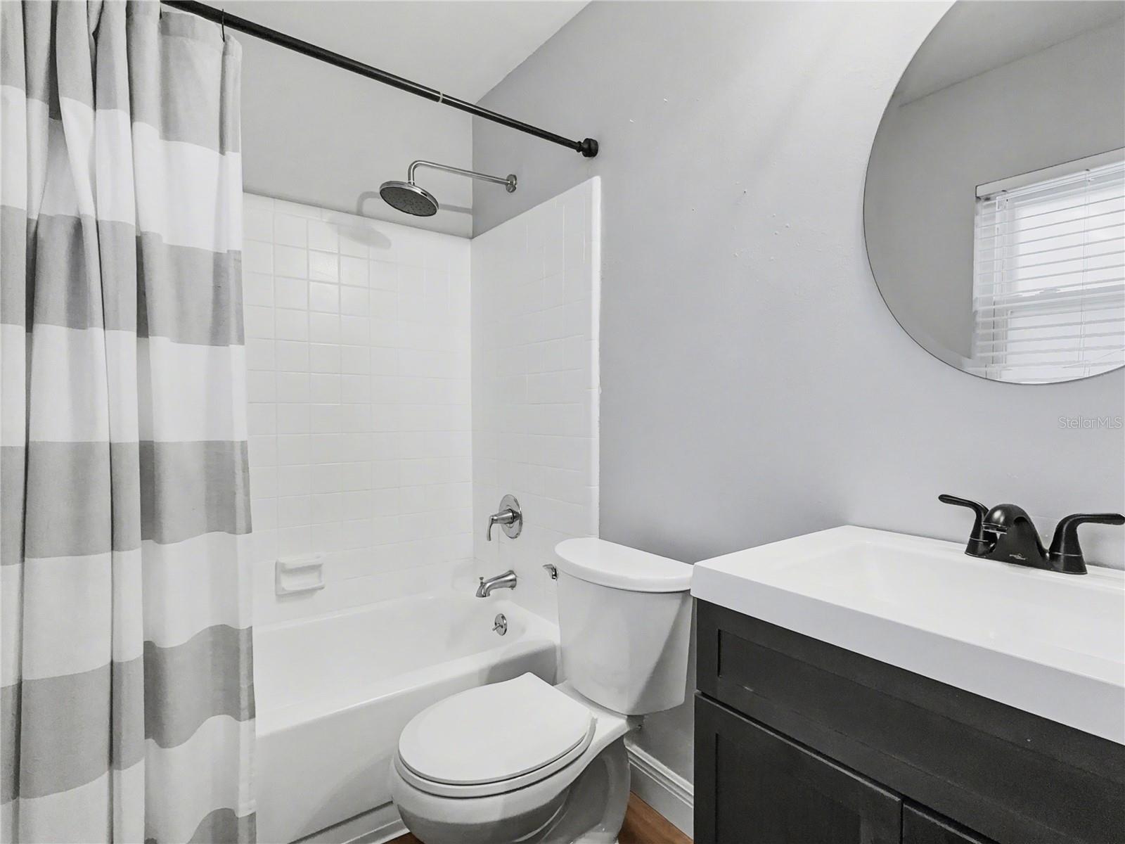 Image 17 of 29 For 109 Wild Elm Court