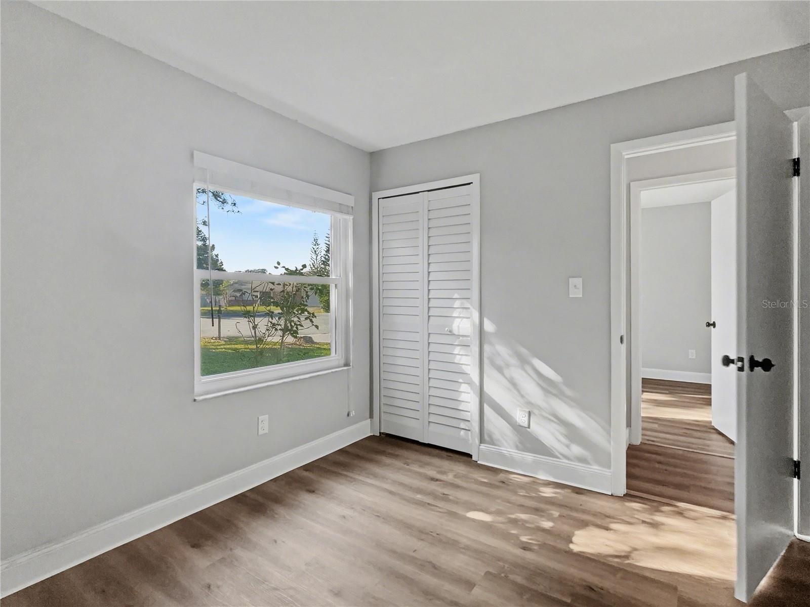 Image 22 of 29 For 109 Wild Elm Court