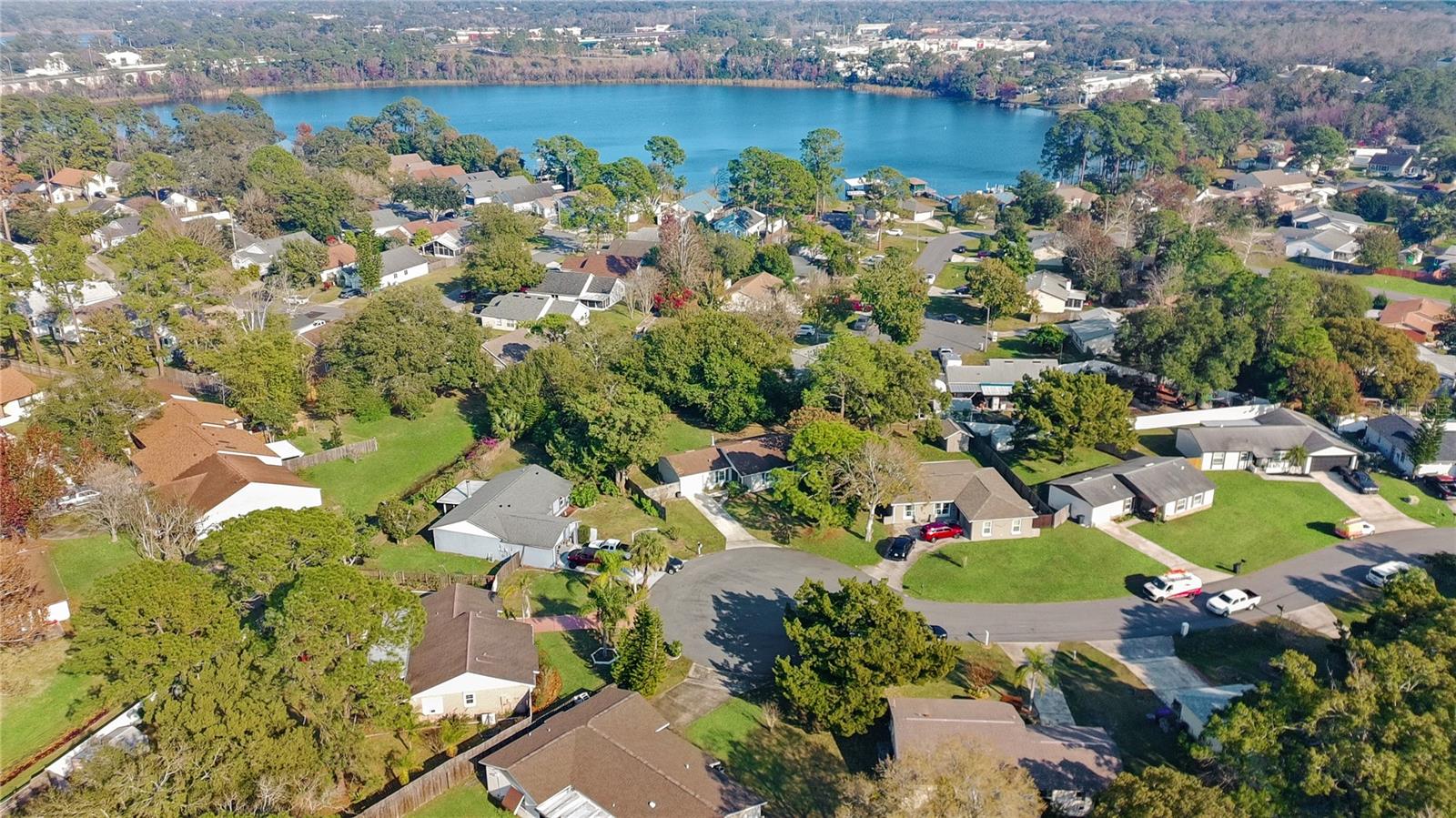 Image 3 of 29 For 109 Wild Elm Court