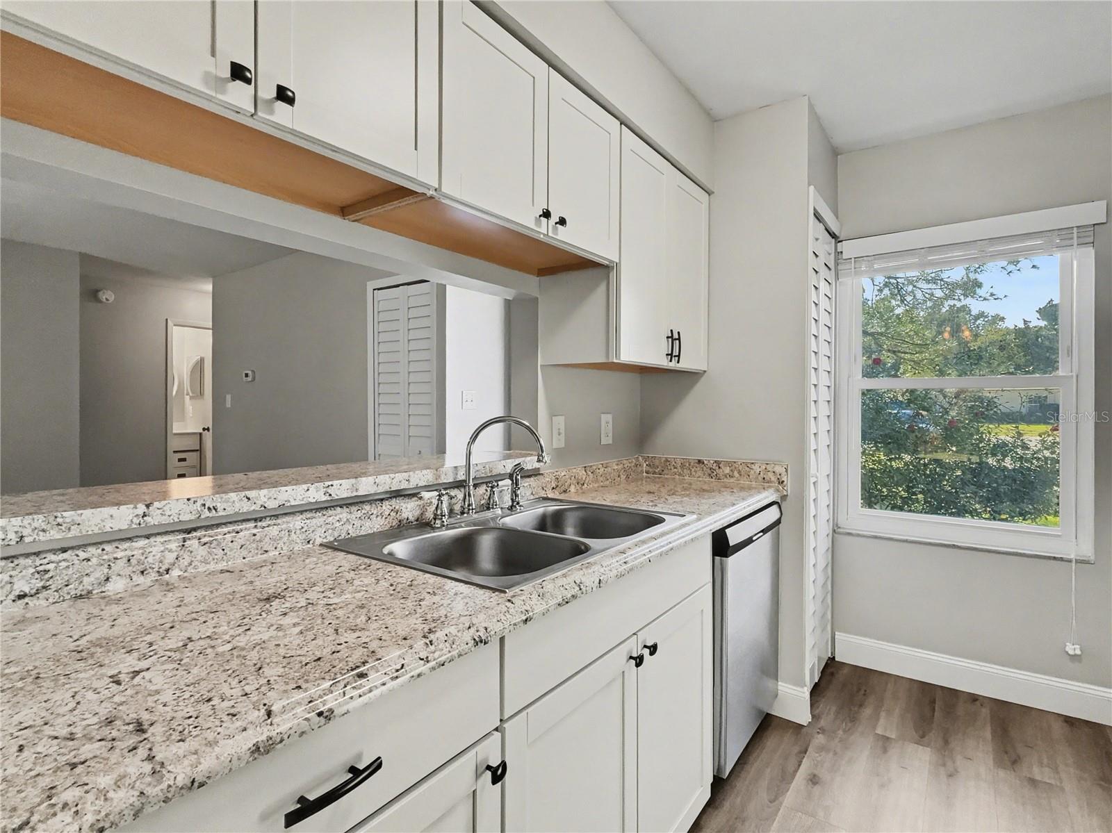 Image 9 of 29 For 109 Wild Elm Court