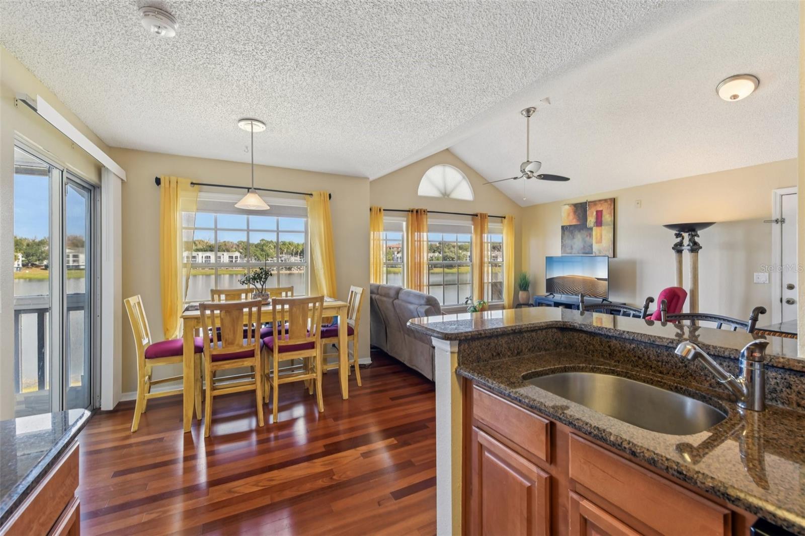 Image 10 of 39 For 1065 Hiawassee Road 1428