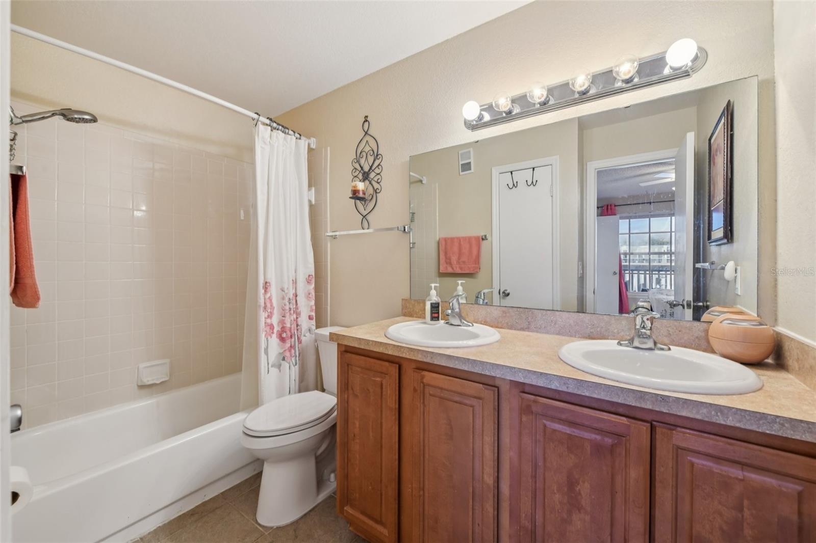 Image 23 of 39 For 1065 Hiawassee Road 1428