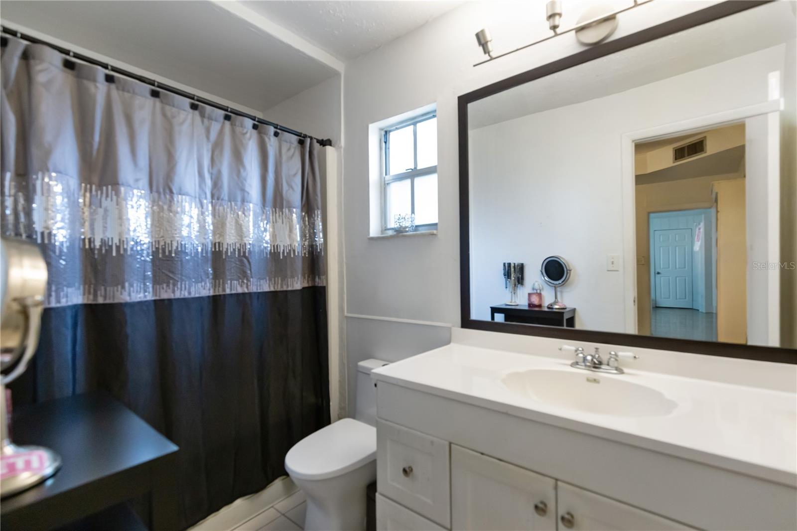 Image 16 of 47 For 4303 Anderson Road