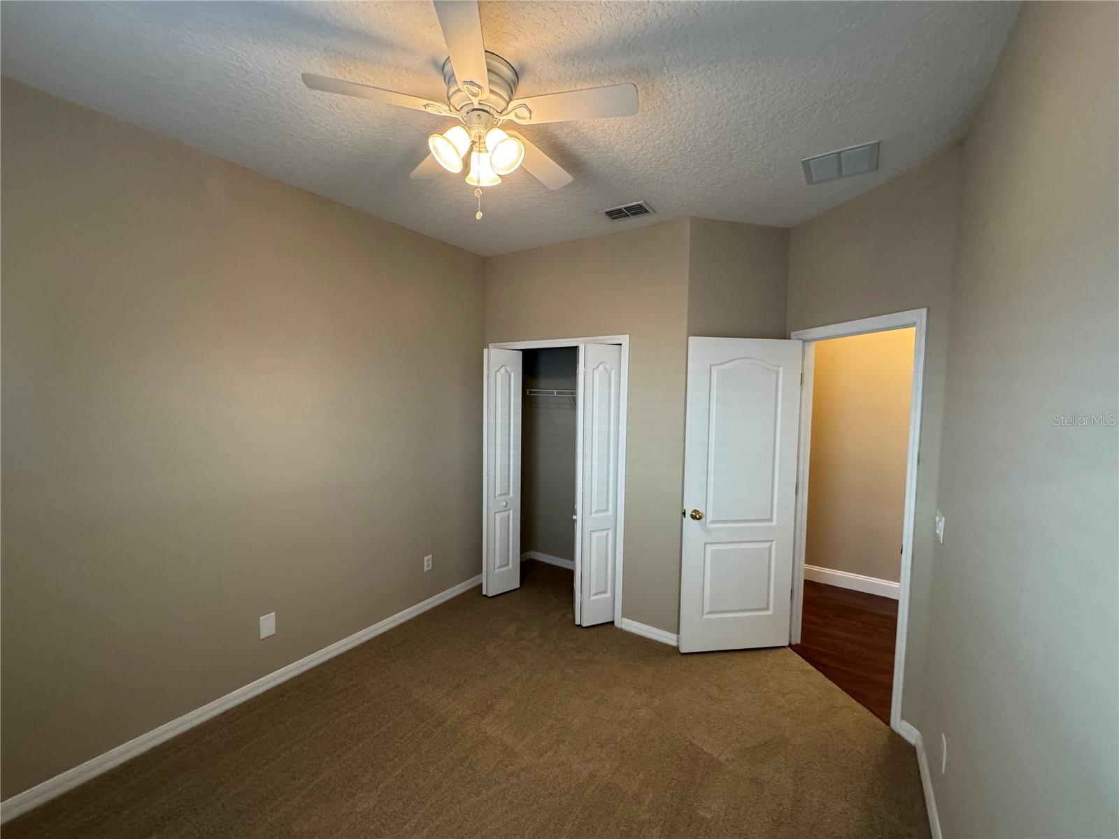 Image 17 of 33 For 2077 Great Falls Way