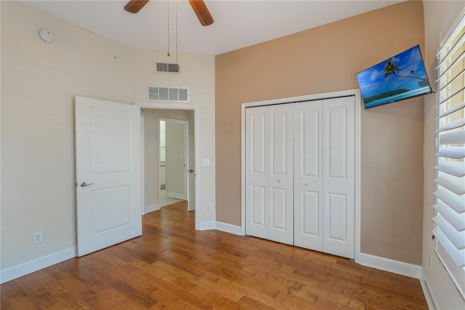 Image 18 of 36 For 1231 Wright Circle 108