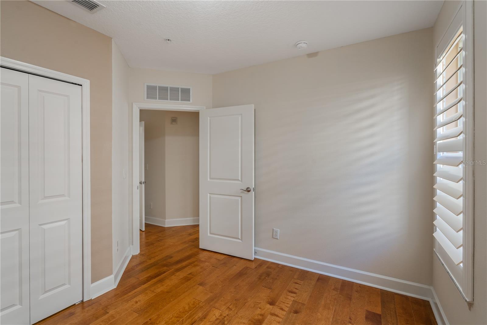 Image 21 of 36 For 1231 Wright Circle 108