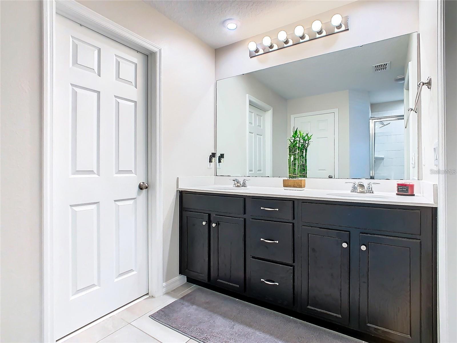 Image 9 of 18 For 2698 Chantilly Avenue