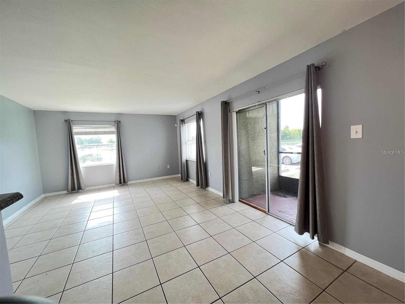 Image 6 of 18 For 2535 Alafaya Trail 65