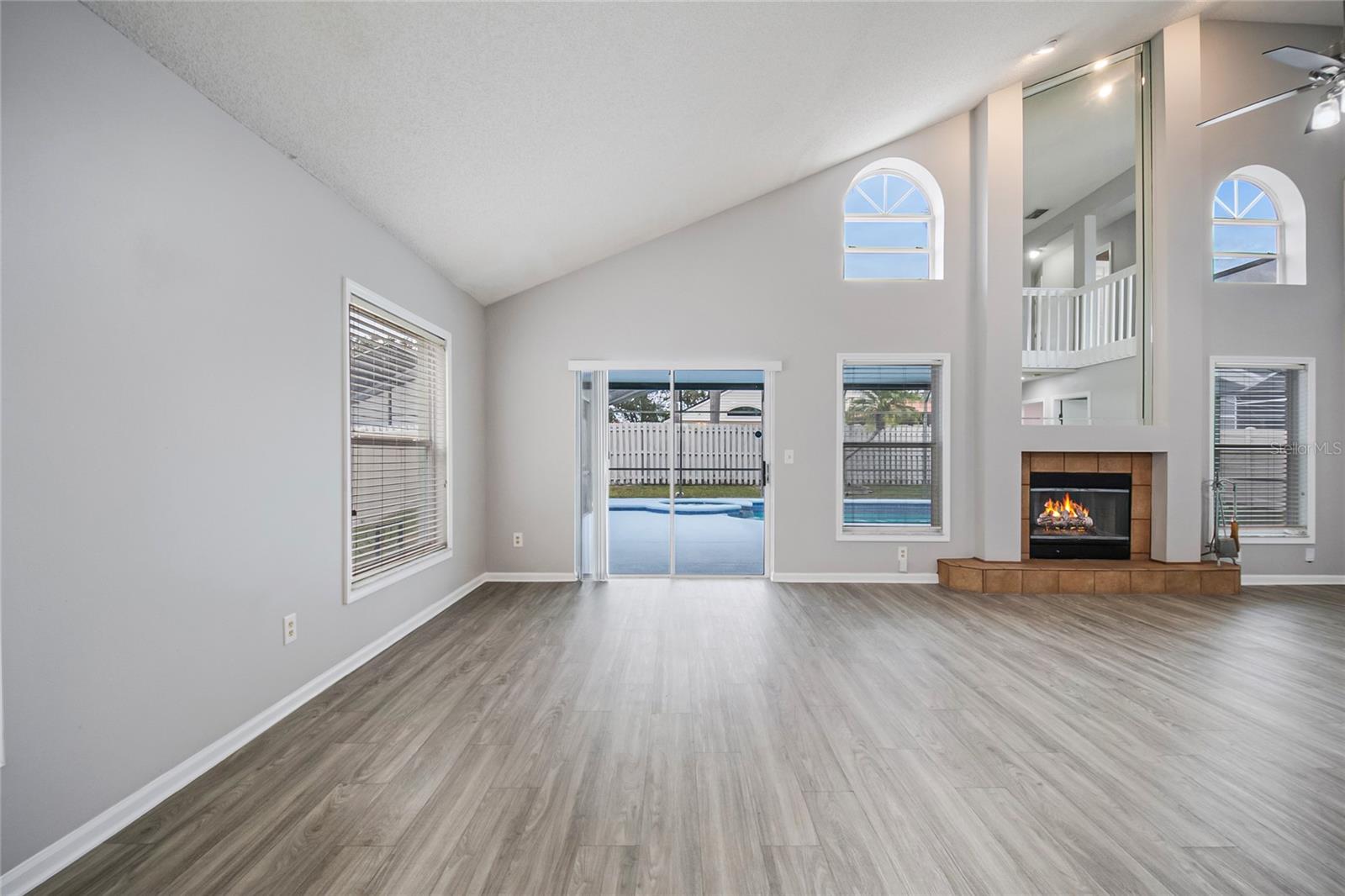 Image 15 of 45 For 2705 Stone Oak Drive