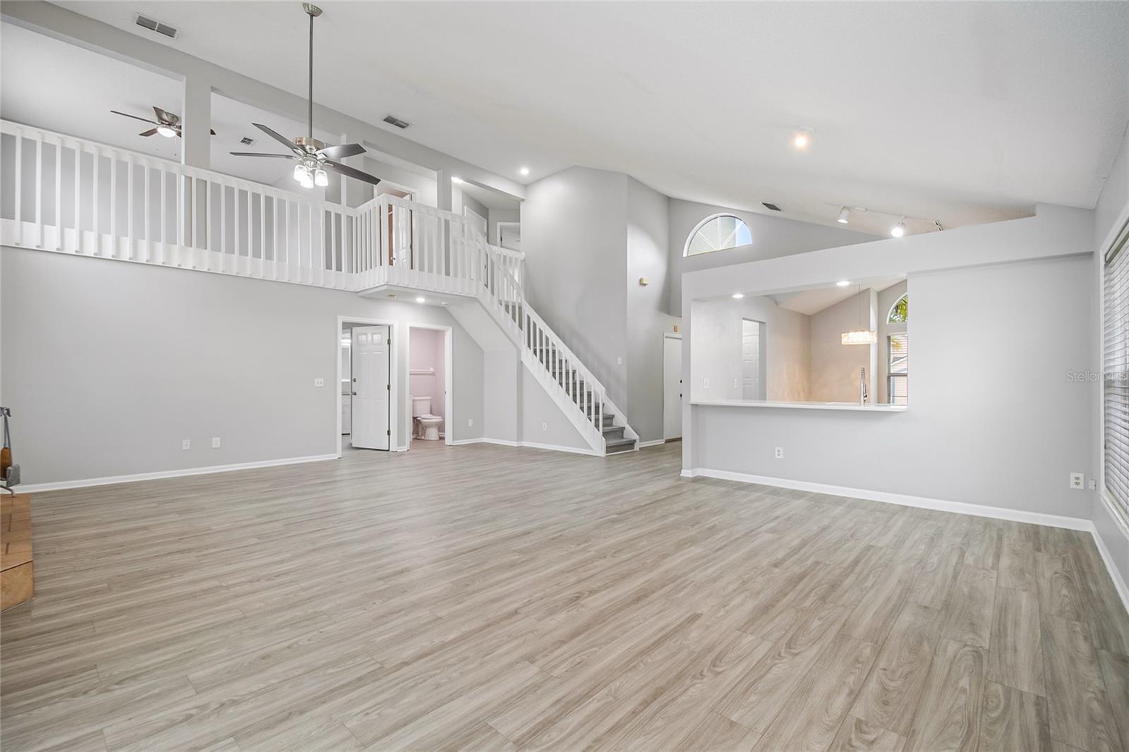 Image 17 of 45 For 2705 Stone Oak Drive