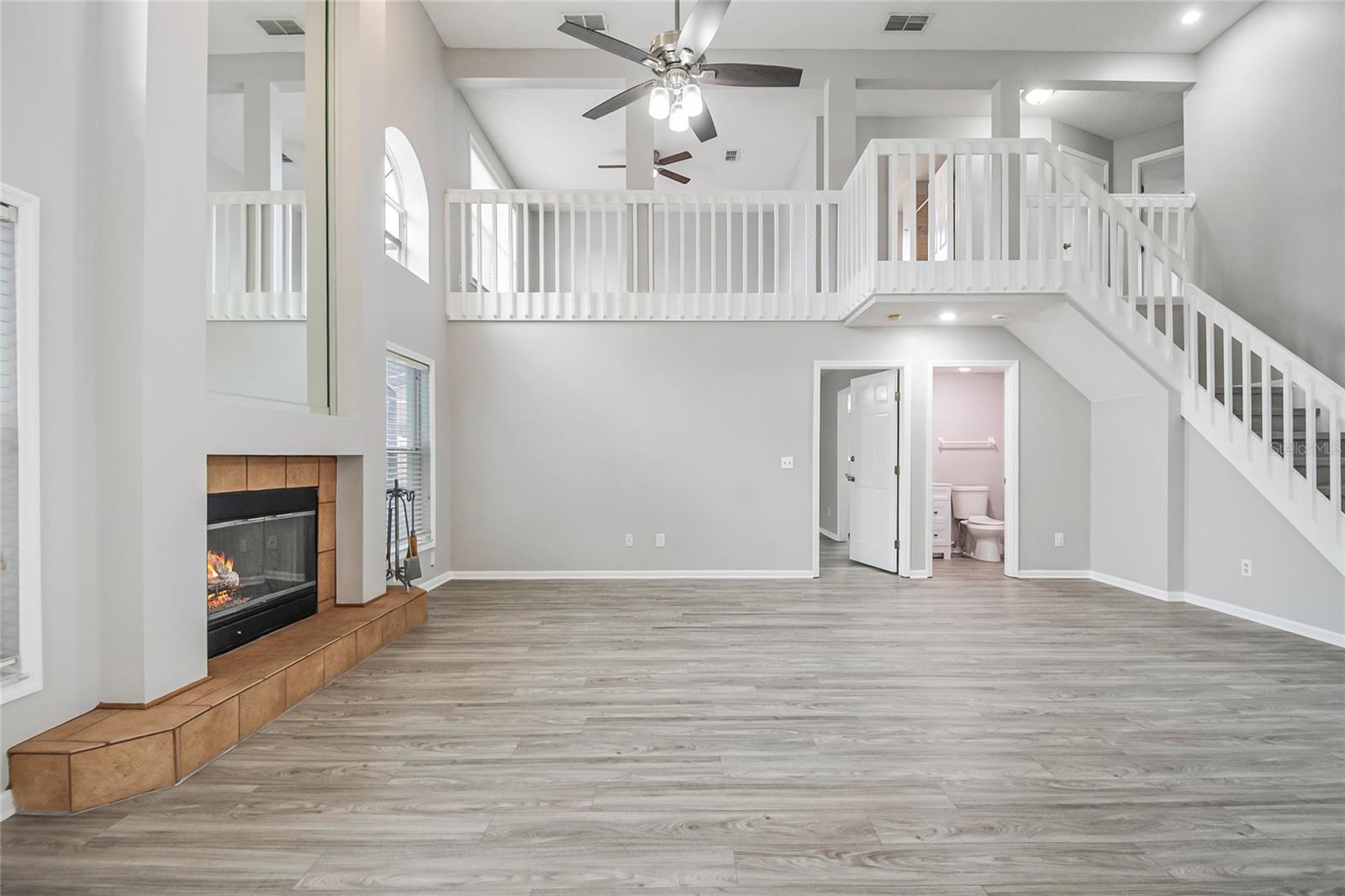 Image 19 of 45 For 2705 Stone Oak Drive