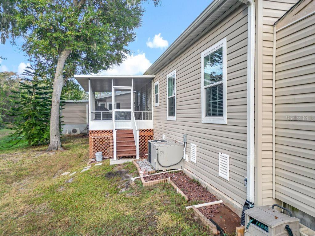 Image 31 of 34 For 110 Forest Boulevard