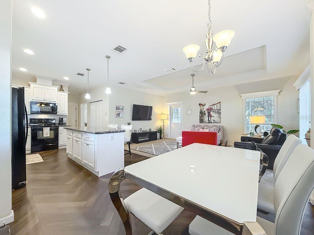 Image 5 of 34 For 110 Forest Boulevard