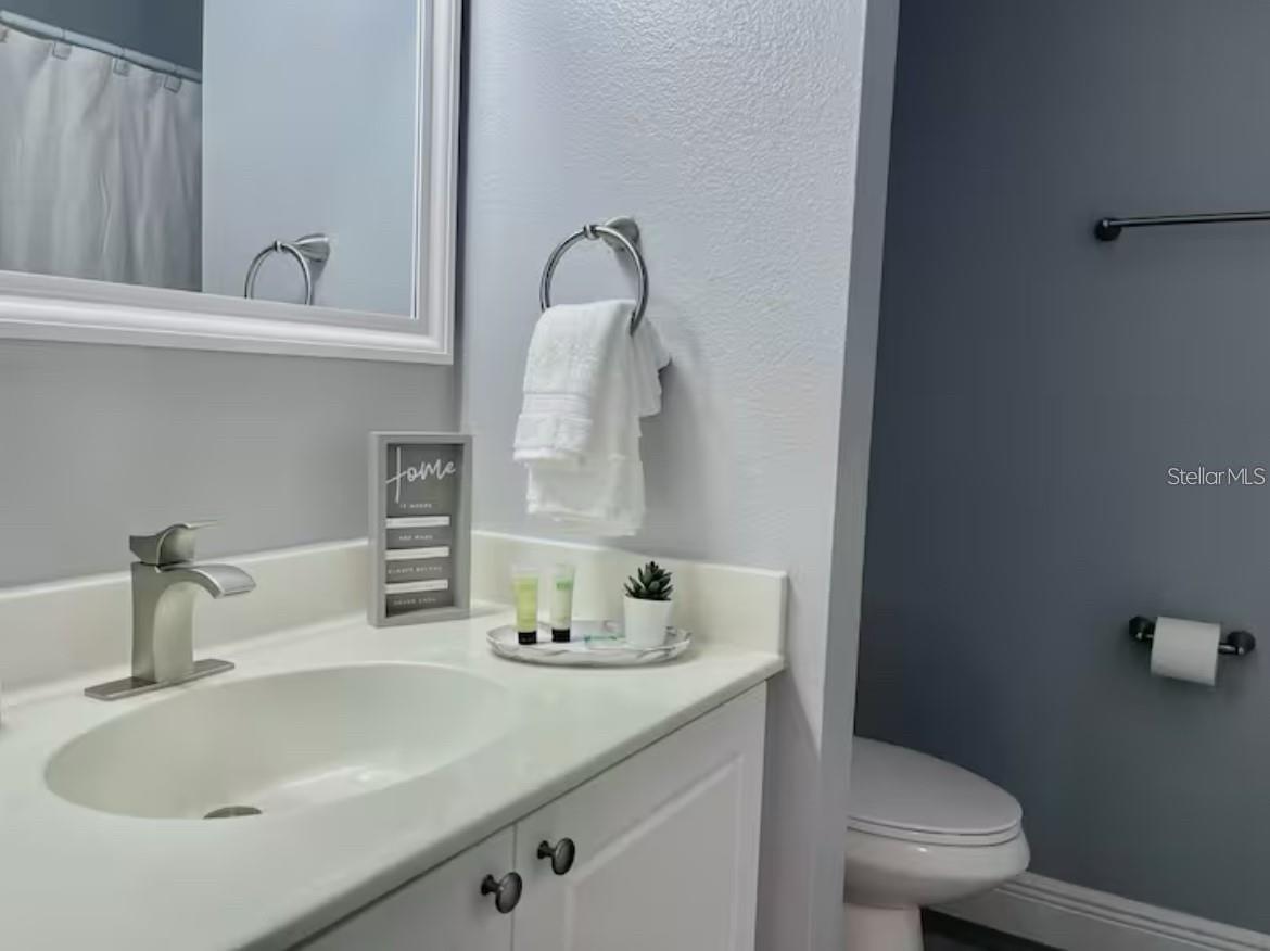 Image 19 of 28 For 2798 Club Cortile Circle A