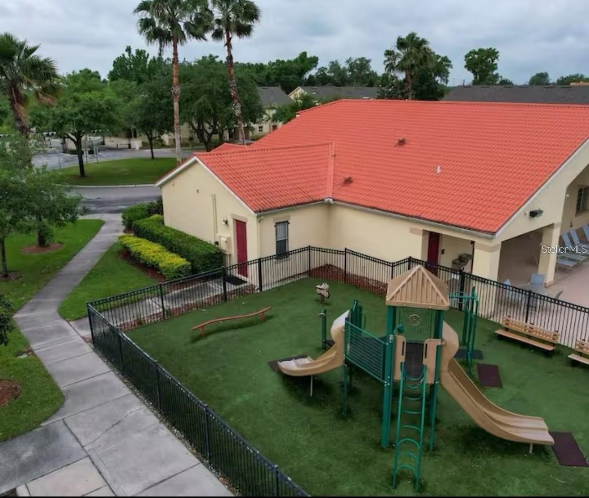 Image 25 of 28 For 2798 Club Cortile Circle A