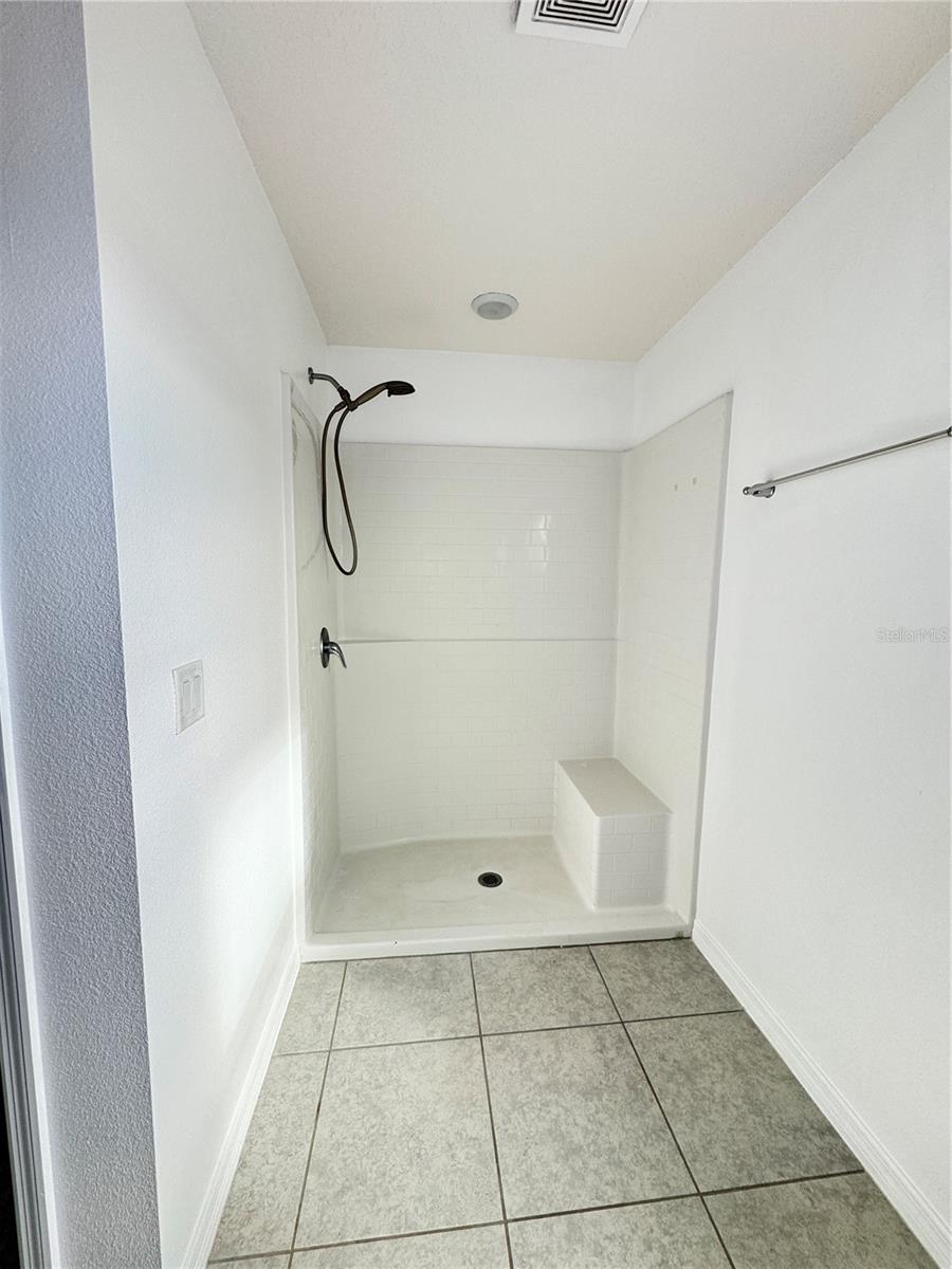 Image 26 of 32 For 803 James Drive