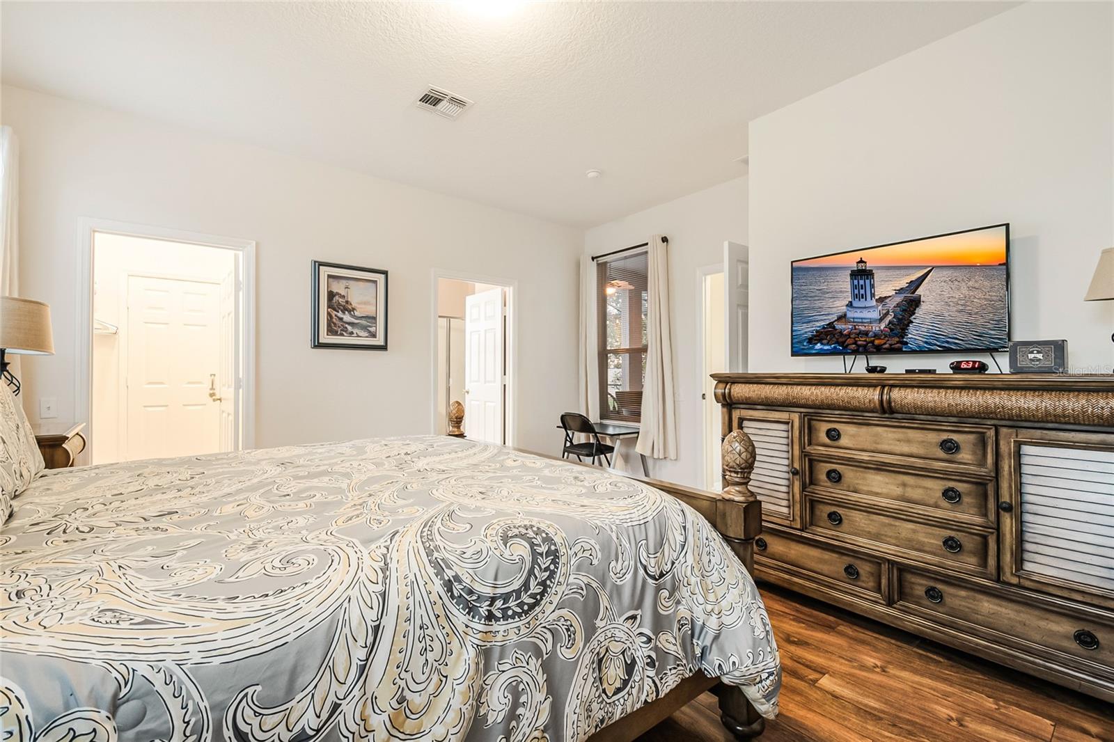 Image 18 of 50 For 8204 Fan Palm Way