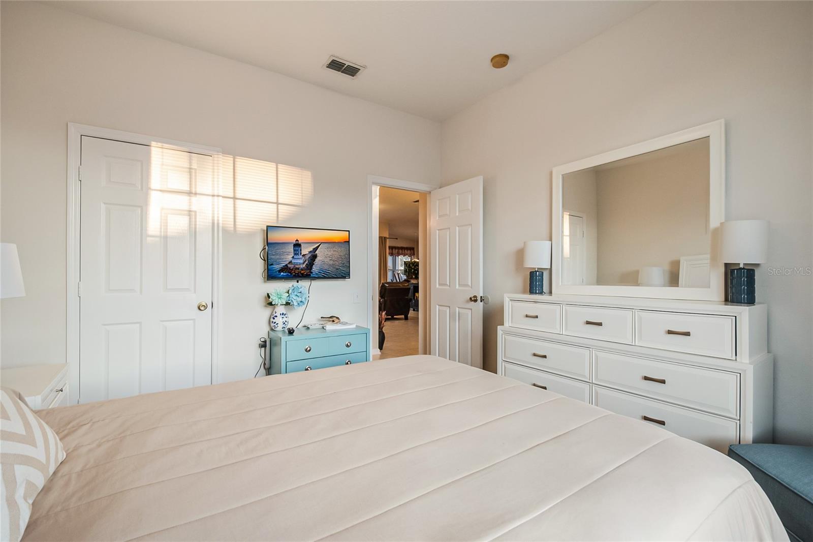 Image 28 of 50 For 8204 Fan Palm Way