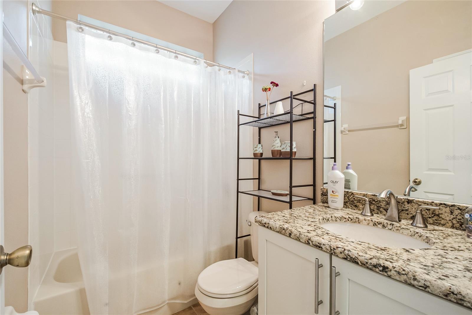 Image 30 of 50 For 8204 Fan Palm Way