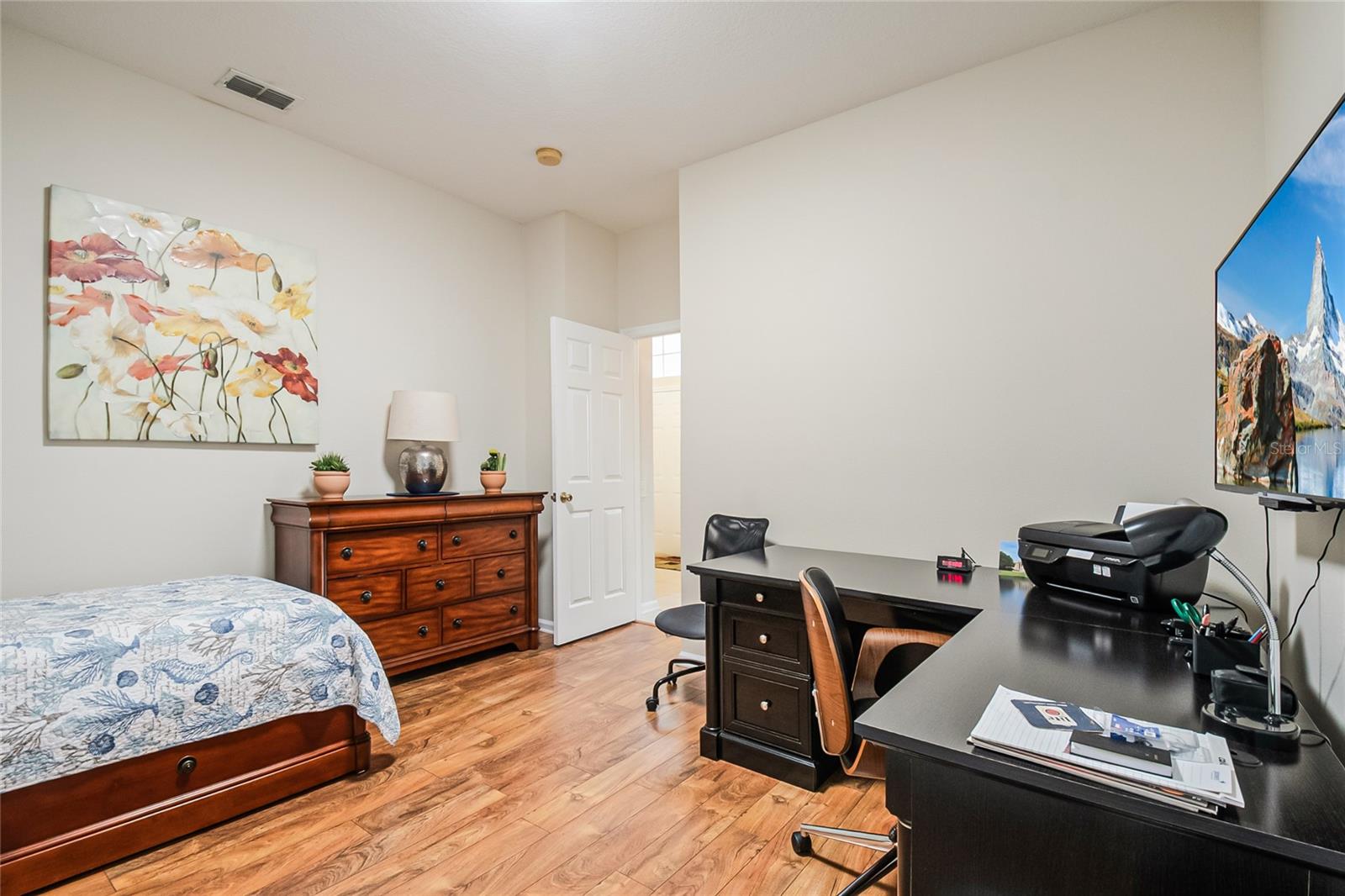 Image 32 of 50 For 8204 Fan Palm Way